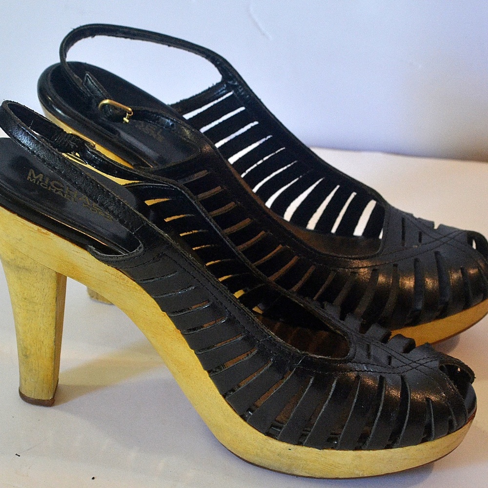 Michael-Kors-Black-Leather-Platform-Heels SZ 10M